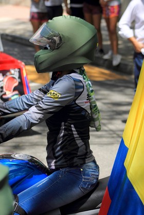 Hroes de Colombia - Desfile Motociclstico